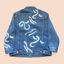 Load image into Gallery viewer, bleach painted denim jacket size L