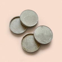 Load image into Gallery viewer, set of 4 concrete coasters
