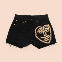 Load image into Gallery viewer, hand painted Levi&#39;s shorts W29&quot; L3&quot;
