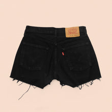 Load image into Gallery viewer, hand painted Levi&#39;s shorts W29&quot; L3&quot;
